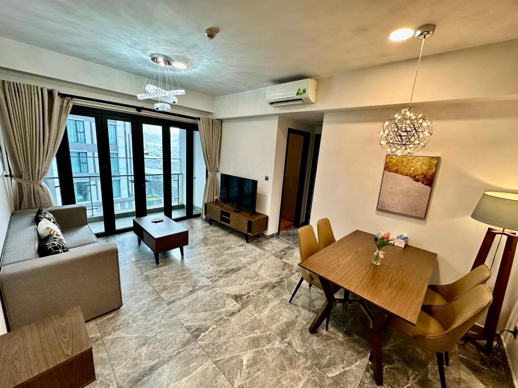 D1 Mension - Zenity Luxury Apartment - Rooftop Pool - Saigon Centre Apartment
