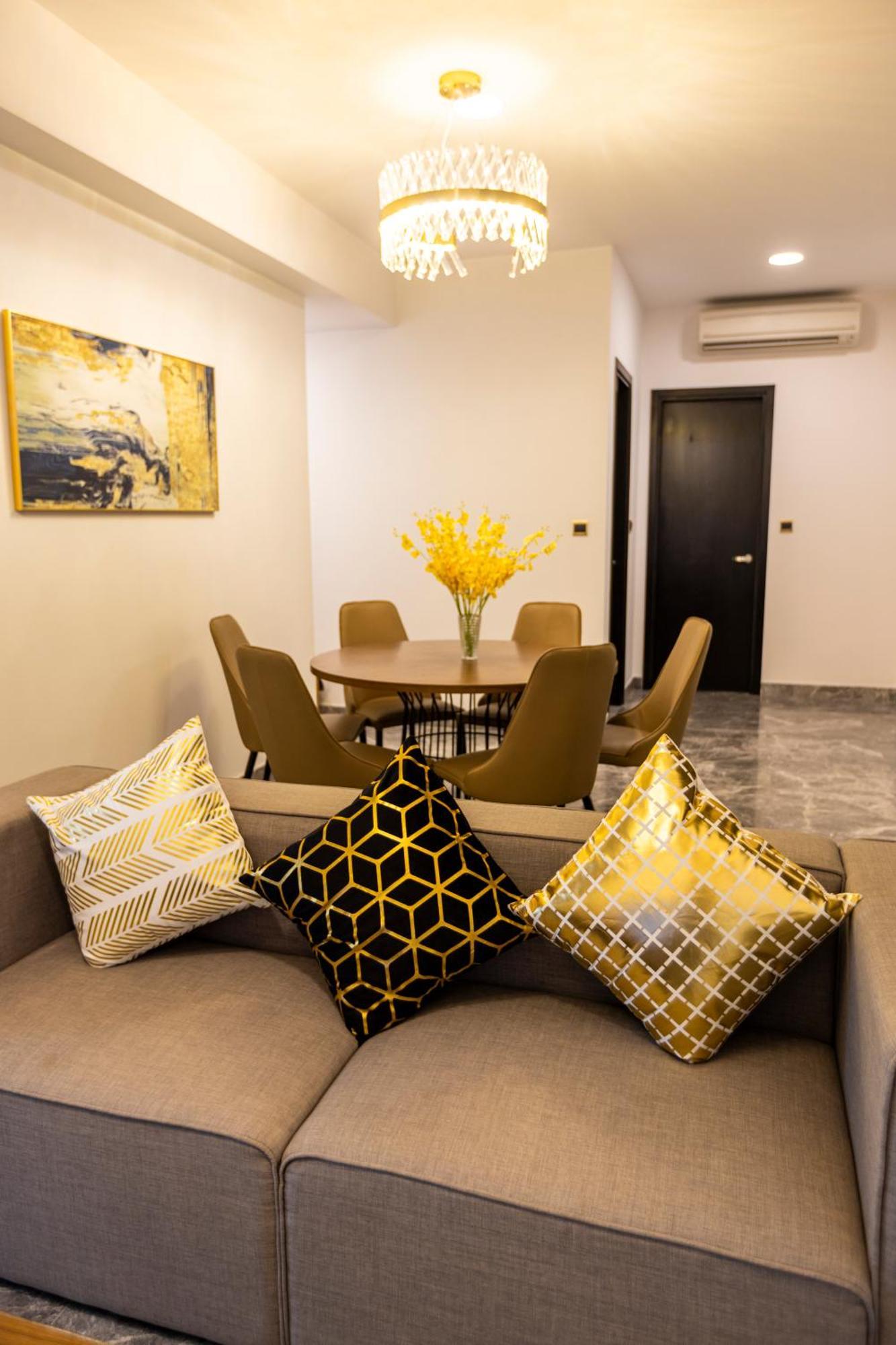 Apartment D1 Mension - Zenity Luxury Apartment - Rooftop Pool - Saigon Centre Ho Chi Minh City