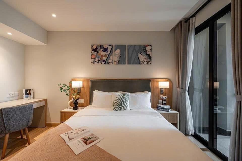D1 Mension - Zenity Luxury Apartment - Rooftop Pool - Saigon Centre * Ho Chi Minh City