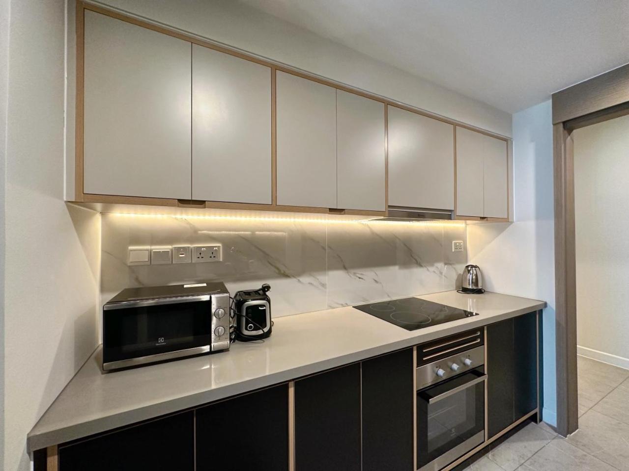 Apartment D1 Mension - Zenity Luxury Apartment - Rooftop Pool - Saigon Centre *